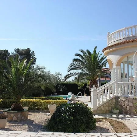 Holiday home Teresa L'Ampolla